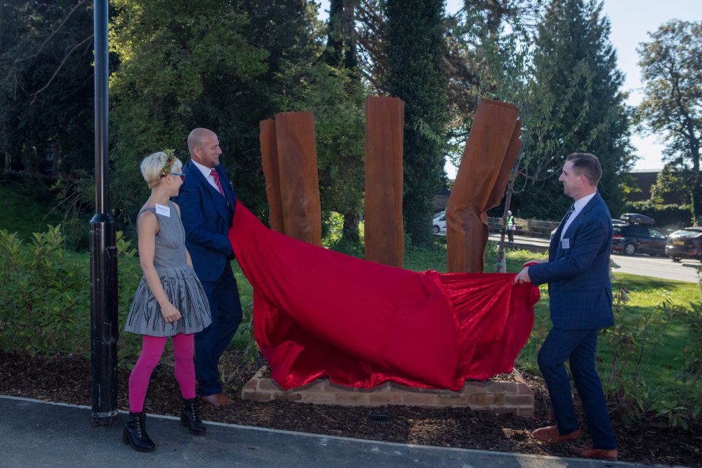 Kerry unveiling sculptures